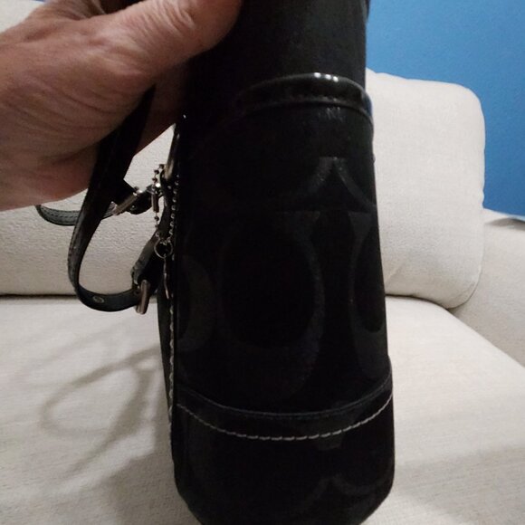 FLAWLESS Coach Signature Black Lurex Studded Shoulder Bag Purse - Picture 4 of 14